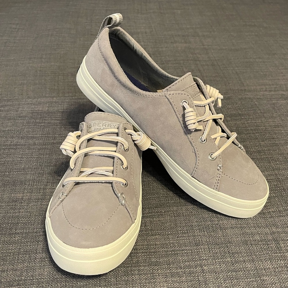 Sperry Women’s Crest Vibe Sneakers